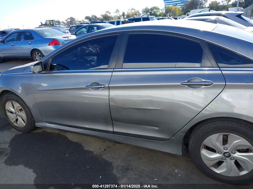 2014 HYUNDAI SONATA VIN: 5NPEB4AC1EH829427