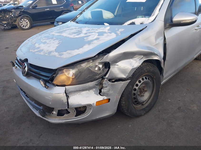 2013 VOLKSWAGEN GOLF 2.5L 4-DOOR - WVWDB7AJ2DW017493