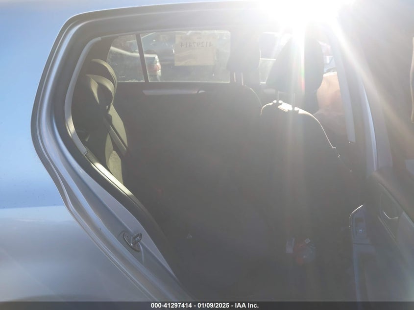 2013 VOLKSWAGEN GOLF 2.5L 4-DOOR - WVWDB7AJ2DW017493