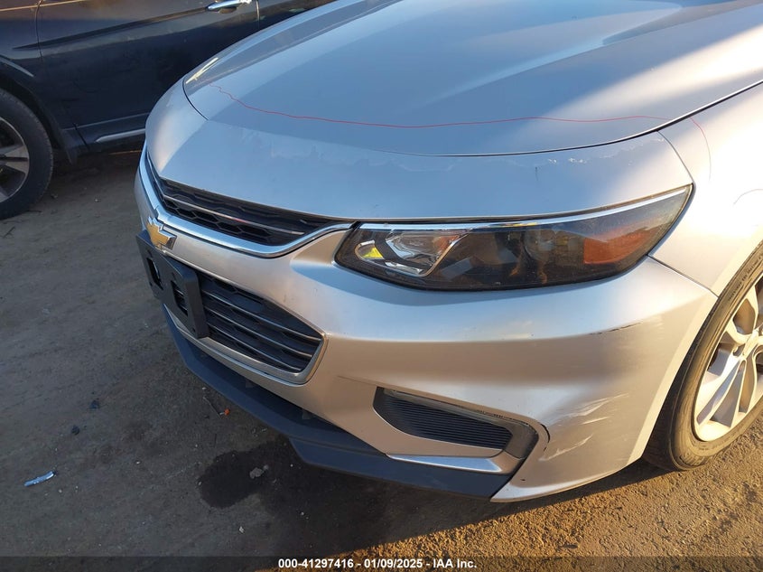 2018 CHEVROLET MALIBU VIN: 1G1ZD5ST7JF140909