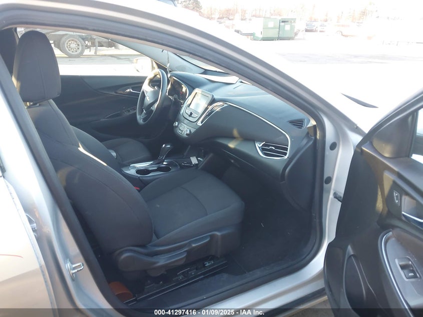 2018 CHEVROLET MALIBU VIN: 1G1ZD5ST7JF140909