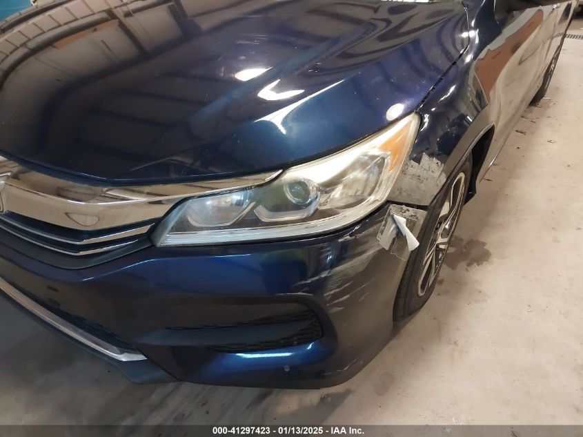 VIN 1HGCR2F39HA057756 2017 HONDA ACCORD no.17