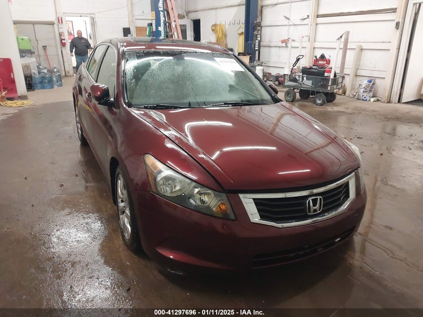 2008 HONDA ACCORD VIN: 1HGCP26858A004778