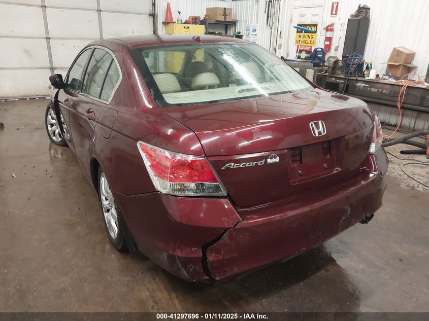 2008 HONDA ACCORD VIN: 1HGCP26858A004778