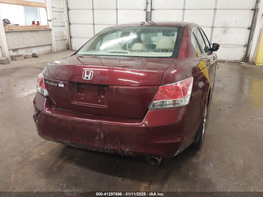 2008 HONDA ACCORD VIN: 1HGCP26858A004778