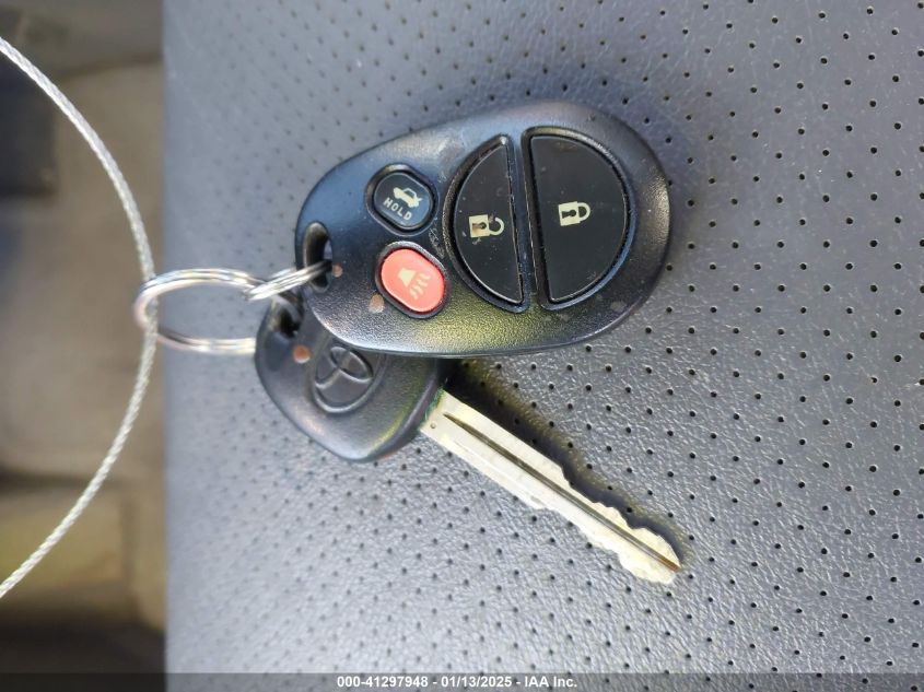 2005 Toyota Camry Solara Se/Sle VIN: 4T1CA30P55UO56813 Lot: 41297948