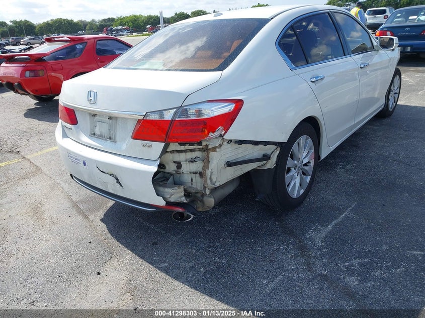 2014 HONDA ACCORD VIN: 1HGCR3F84EA005898