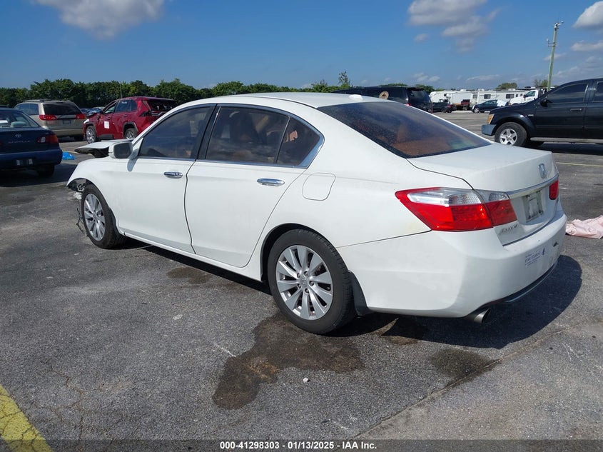 2014 HONDA ACCORD VIN: 1HGCR3F84EA005898