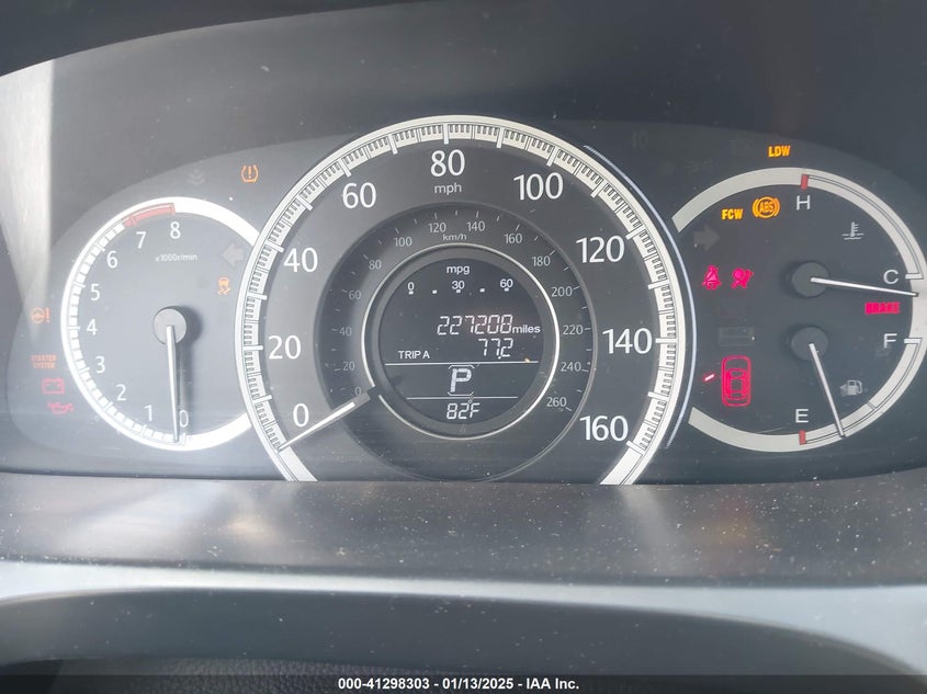 2014 HONDA ACCORD VIN: 1HGCR3F84EA005898