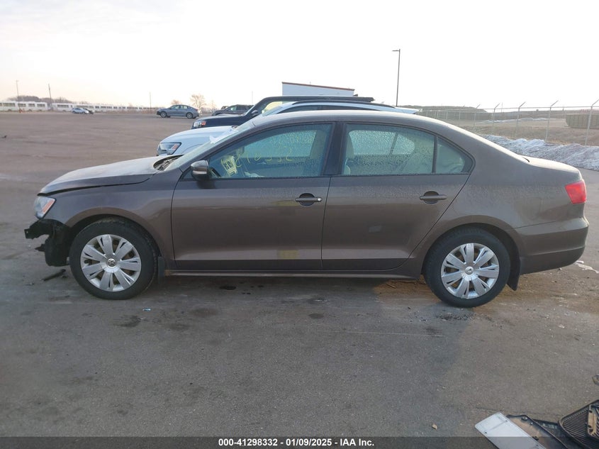 2011 VOLKSWAGEN JETTA VIN: 3VWDX7AJ7BM385096