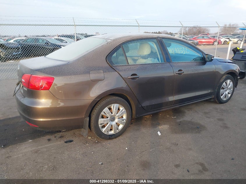 2011 VOLKSWAGEN JETTA VIN: 3VWDX7AJ7BM385096