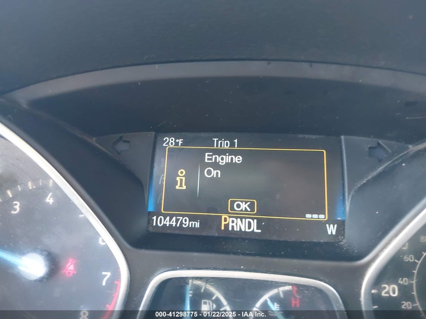 VIN: 1FADP3F2XJL315773 2018 FORD FOCUS SE