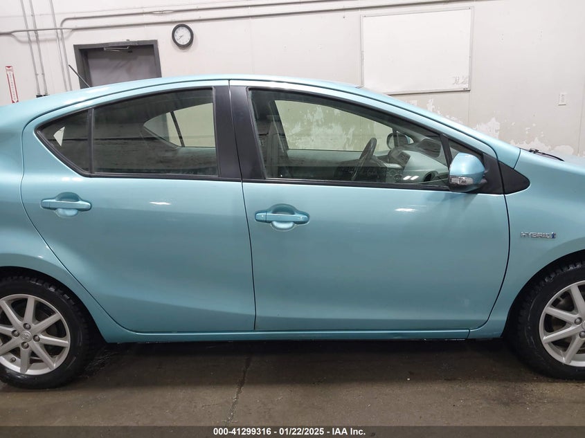 2012 TOYOTA PRIUS C VIN: JTDKDTB39C1015066