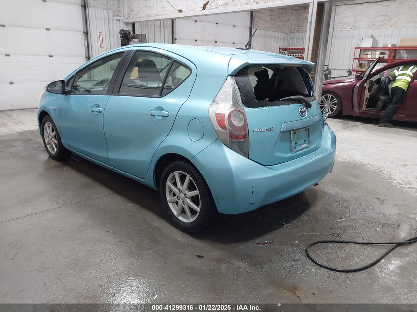 2012 TOYOTA PRIUS C VIN: JTDKDTB39C1015066