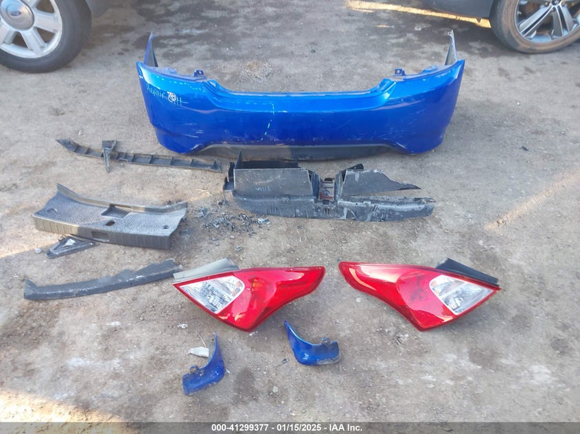 2017 NISSAN VERSA 1.6 SV - 3N1CN7AP0HL853664