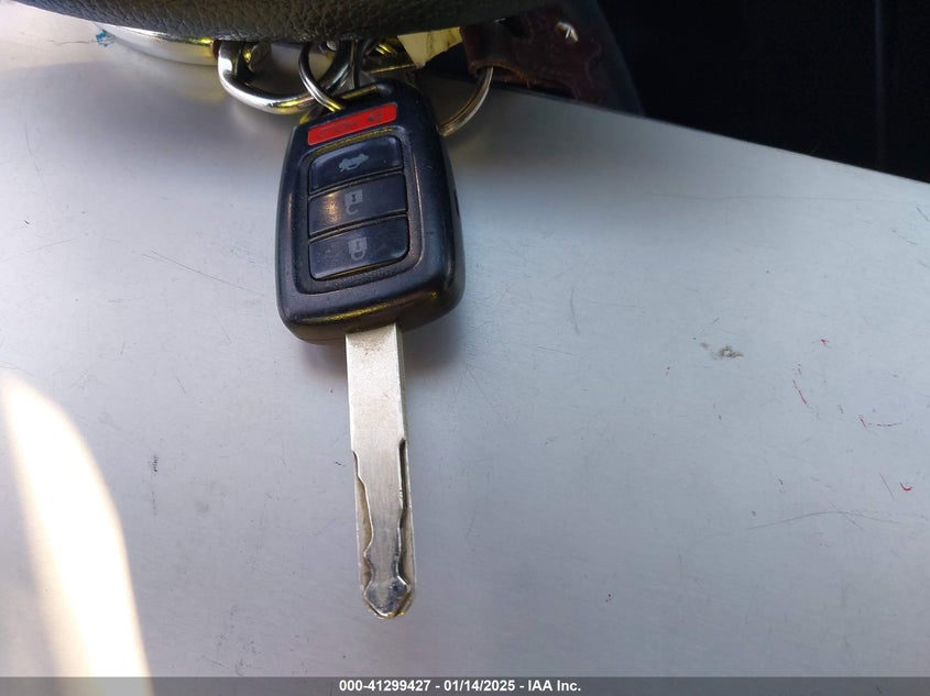 2017 HONDA ACCORD VIN: 1HGCR2F30HA306641