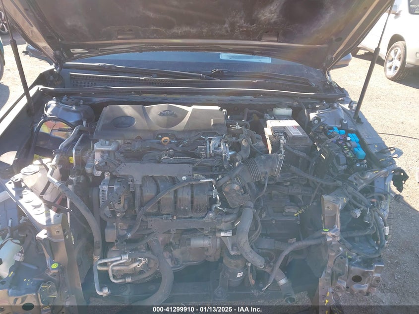 2018 TOYOTA CAMRY VIN: 4T1B11HK5JU115104