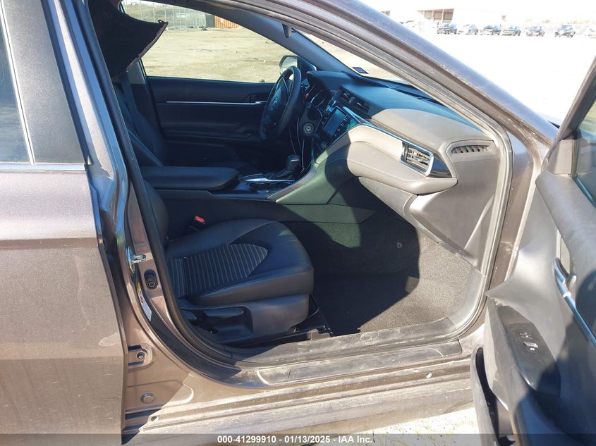 2018 TOYOTA CAMRY VIN: 4T1B11HK5JU115104