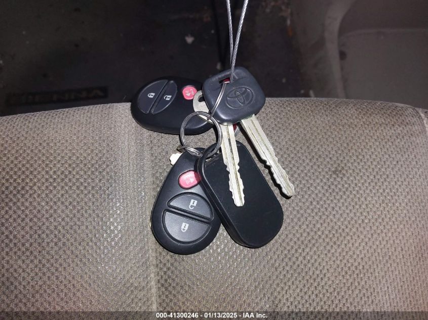 2011 Toyota Sienna Base V6 VIN: 5TDZK3DCXBS175024 Lot: 41300246