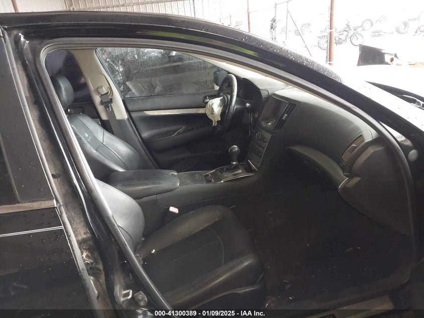 2013 INFINITI G37 JOURNEY - JN1CV6AP2DM712525