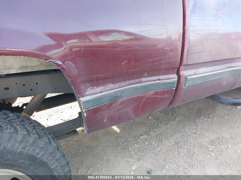 1995 Chevrolet Gmt-400 K2500 VIN: 2GCFK29K8S1113416 Lot: 41300433