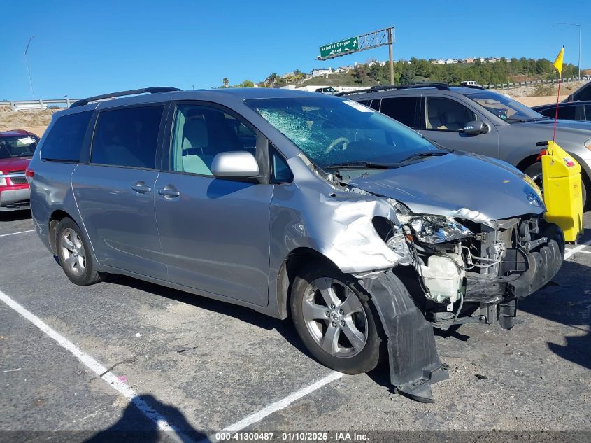 TOYOTA SIENNA LE V6