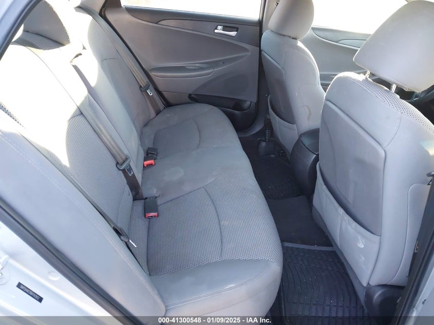 2011 HYUNDAI SONATA VIN: 5NPEB4ACXBH193912