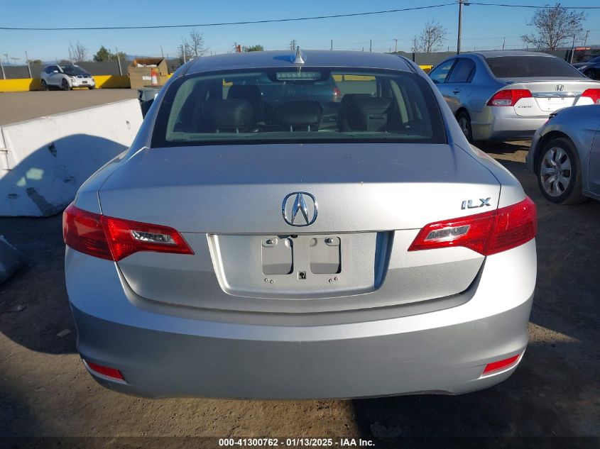 VIN 19VDE1F56DE010789 2013 Acura ILX, 2.0L no.16