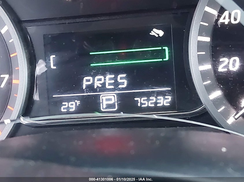 2015 NISSAN SENTRA VIN: 3N1AB7AP2FL679318