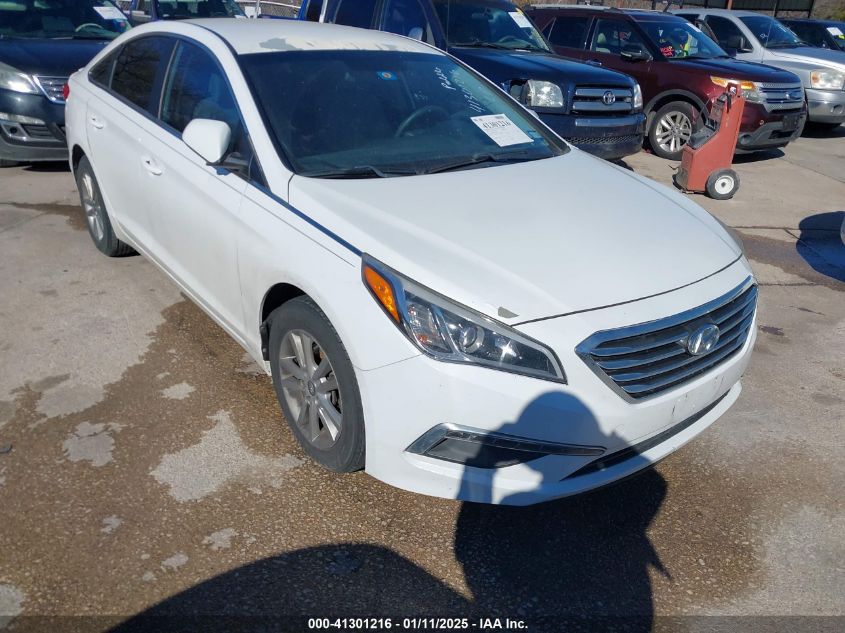 VIN 5NPE24AF3FH026839 2015 Hyundai Sonata, SE no.1