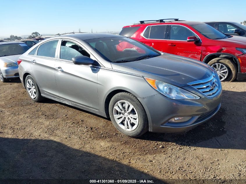 VIN 5NPEC4AB7DH737788 2013 Hyundai Sonata, Se 2.0T no.1