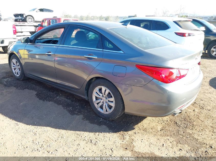 VIN 5NPEC4AB7DH737788 2013 Hyundai Sonata, Se 2.0T no.3