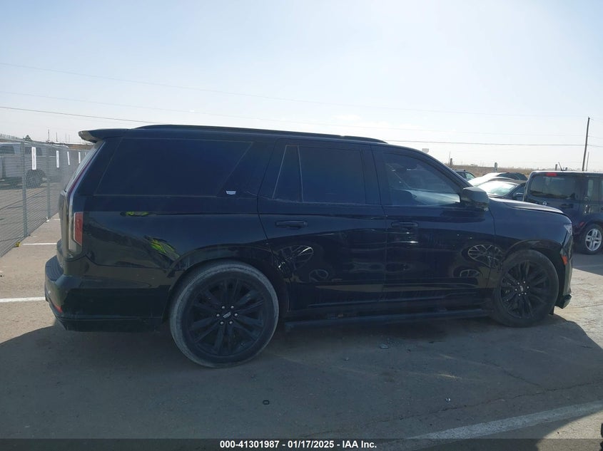 2021 CADILLAC ESCALADE 4WD SPORT PLATINUM VIN: 1GYS4GKL0MR228590
