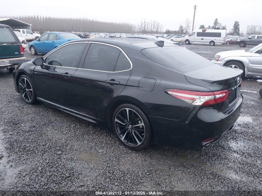 2018 TOYOTA CAMRY VIN: 4T1BZ1HK4JU019604