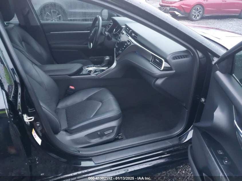 2018 TOYOTA CAMRY VIN: 4T1BZ1HK4JU019604