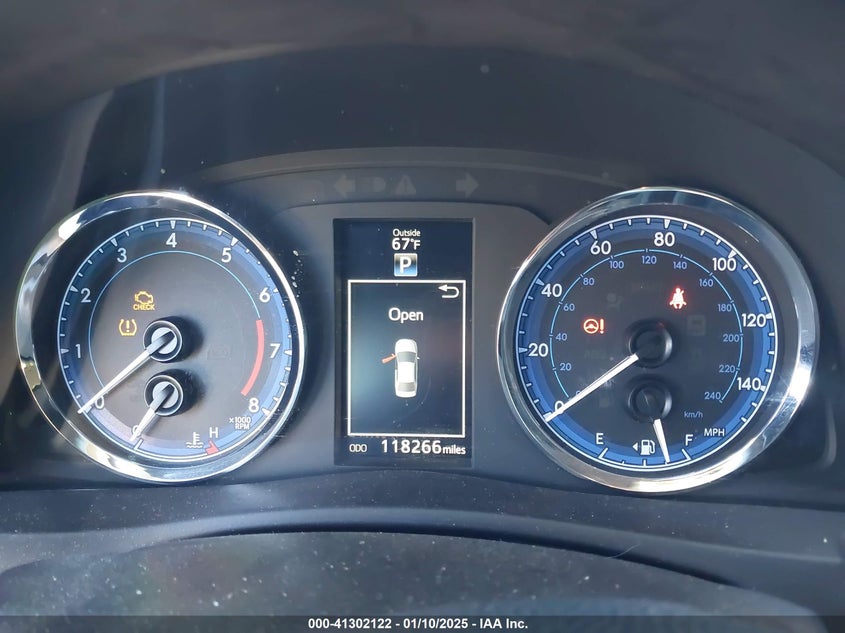 2018 TOYOTA COROLLA SE - 5YFBURHE5JP749188