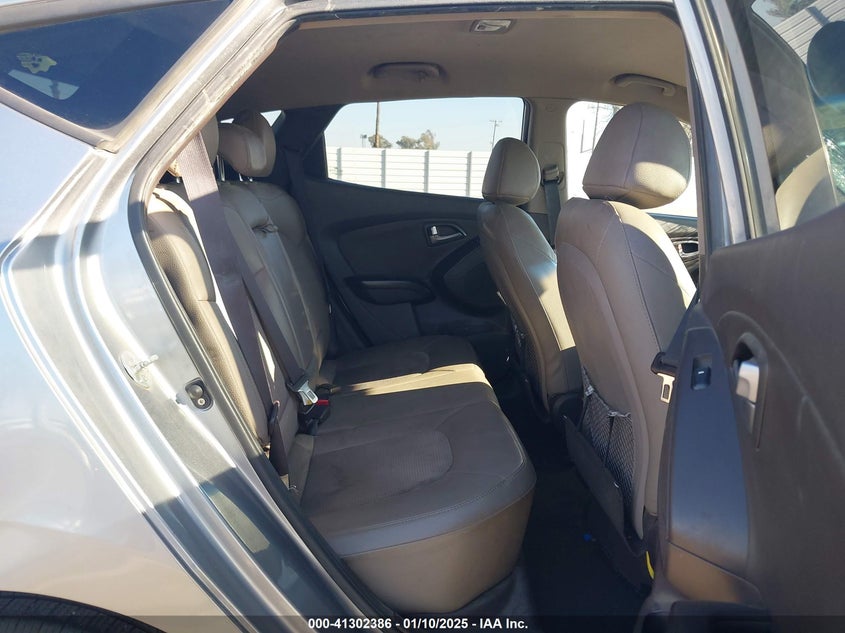 2014 HYUNDAI TUCSON SE - KM8JU3AG5EU827154