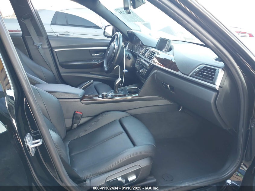 2016 BMW 328 VIN: WBA8E9G55GNT42032