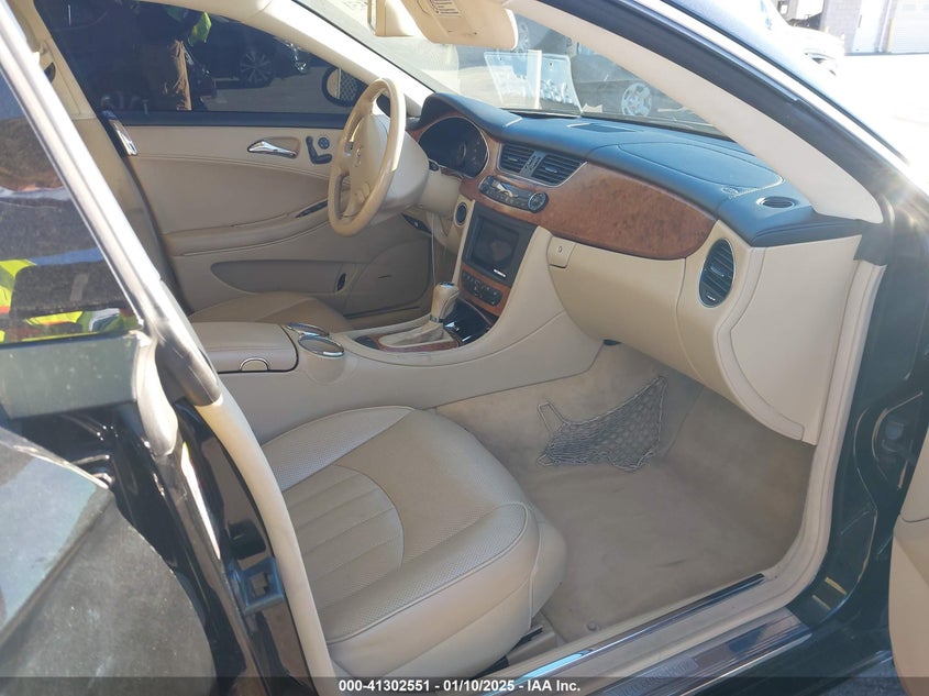 2006 MERCEDES-BENZ CLS VIN: WDDDJ75X86A057598