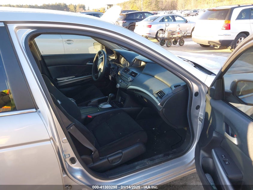 2008 HONDA ACCORD VIN: 1HGCP26768A043032