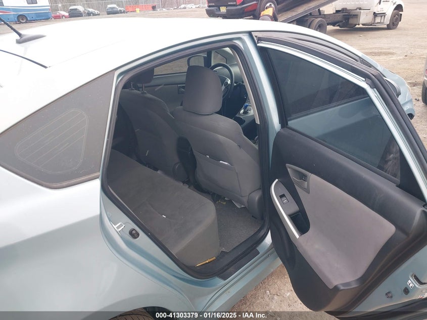 2013 TOYOTA PRIUS PLUG-IN VIN: JTDKN3DP3D3031086
