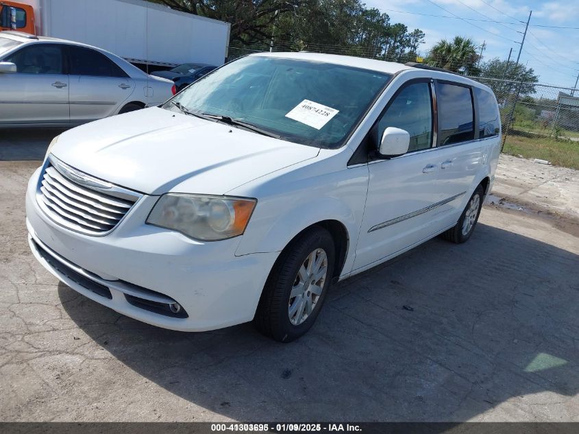 VIN 2C4RC1BG0ER446287 2014 CHRYSLER TOWN & COUNTRY no.2