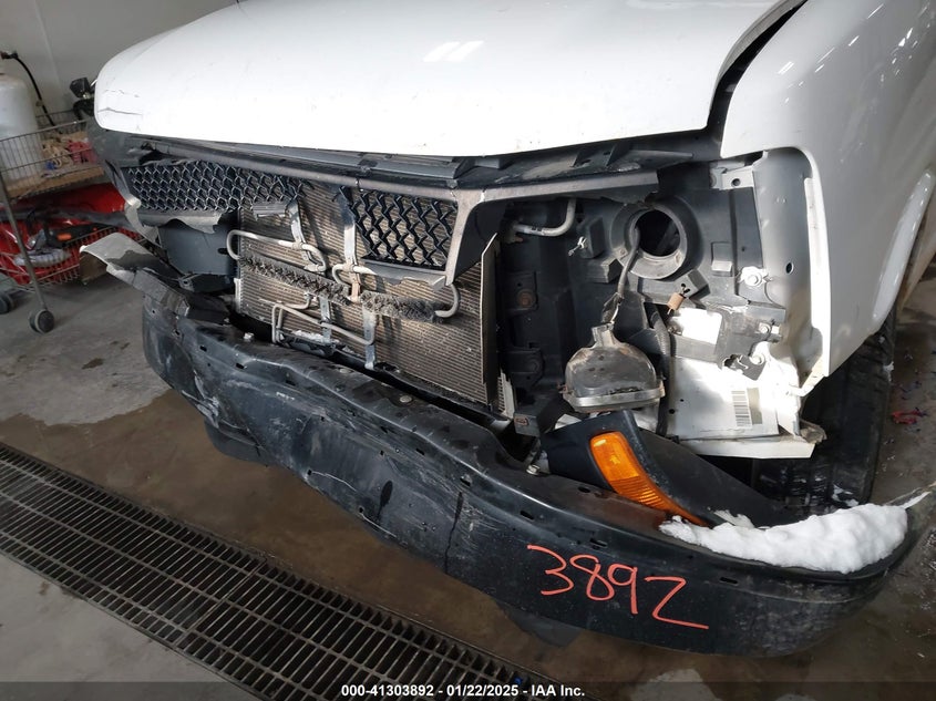 2016 Chevrolet Express 3500 Work Van VIN: 1GCZGHFG1G1193446 Lot: 41303892