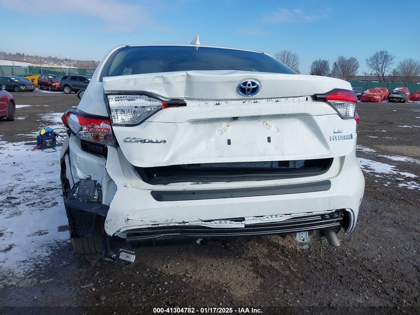 2024 TOYOTA COROLLA HYBRID LE - JTDBDMHE4R3010045