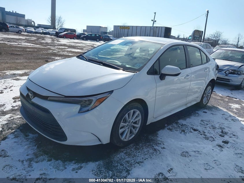 2024 TOYOTA COROLLA HYBRID LE - JTDBDMHE4R3010045