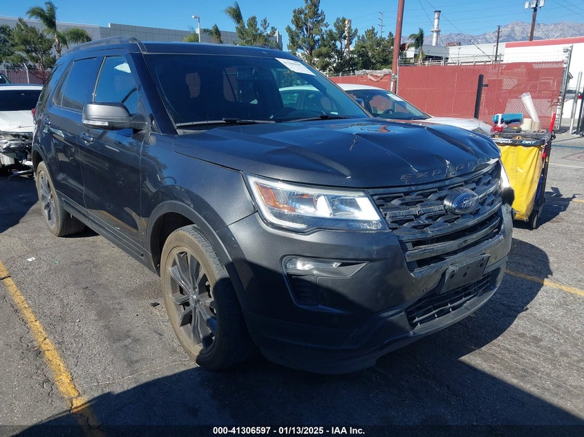 2018 Ford Explorer
