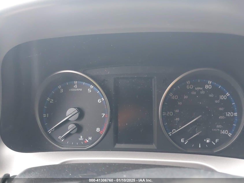 2017 TOYOTA RAV4 XLE - JTMWFREV2HJ116579