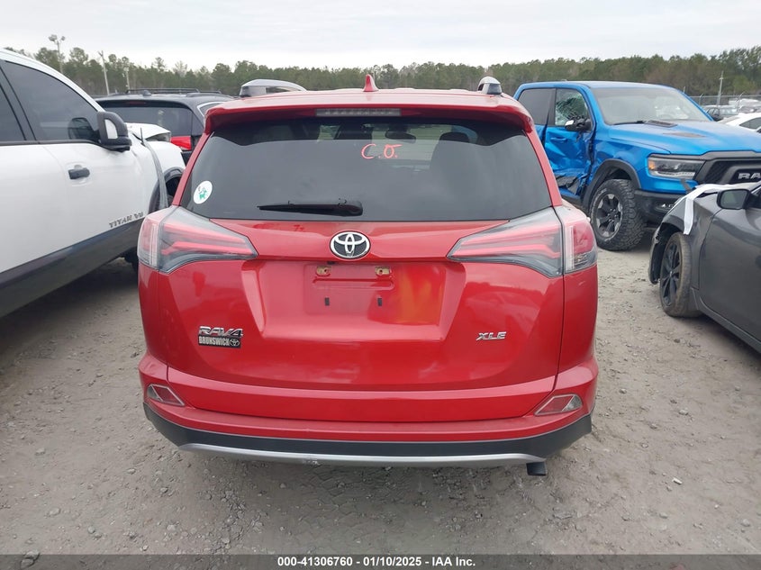 2017 TOYOTA RAV4 XLE - JTMWFREV2HJ116579