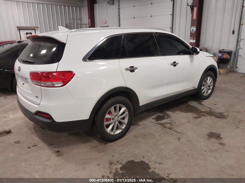 2017 KIA SORENTO VIN: 5XYPGDA33HG205859
