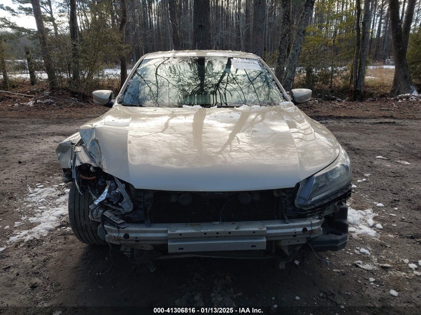 2013 HONDA ACCORD VIN: 1HGCR2F50DA086123